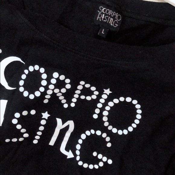 BLACK LOOSE FIT CROPPED TOP - Size L - Picture 3 of 4